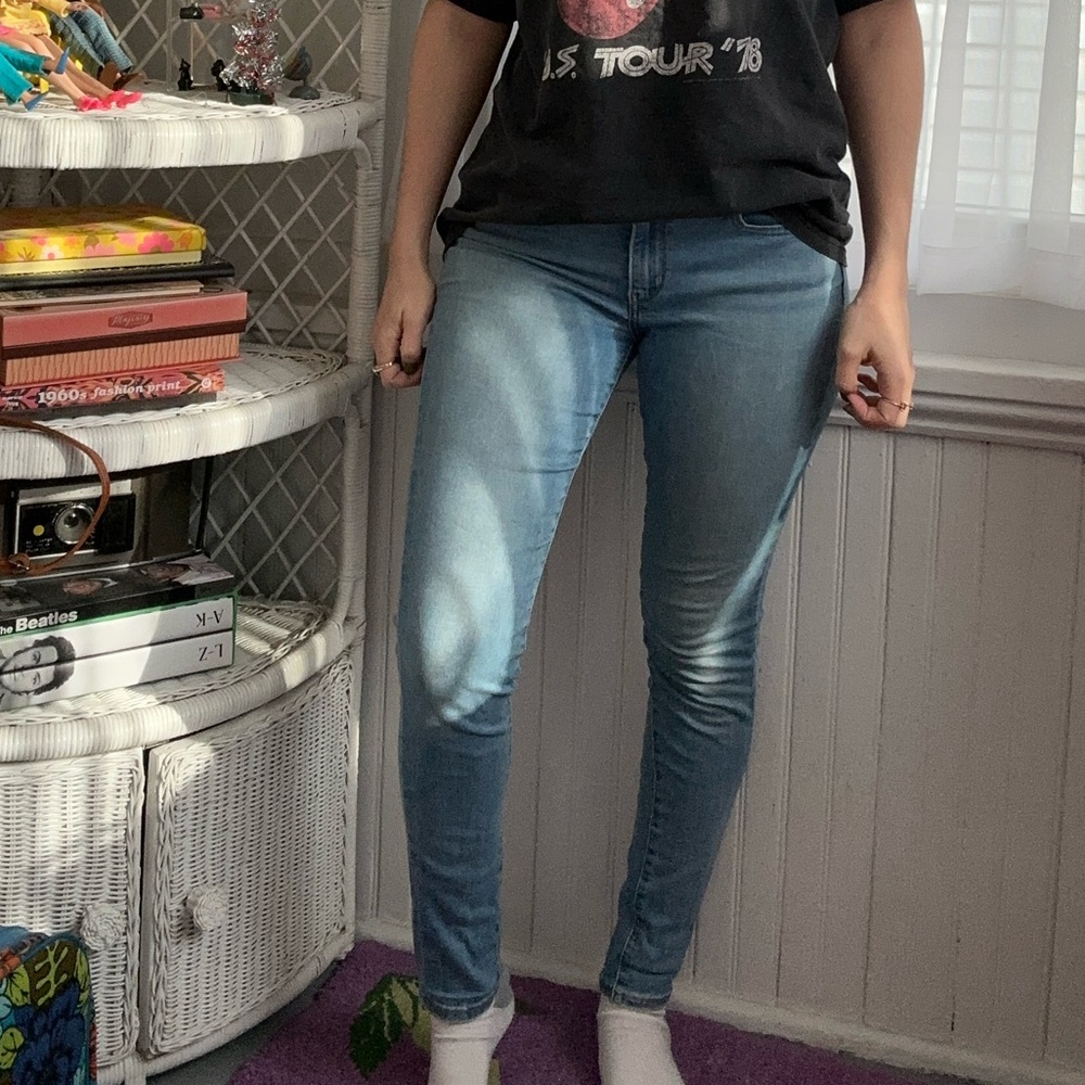 Levi’s 710 super skinny size 30